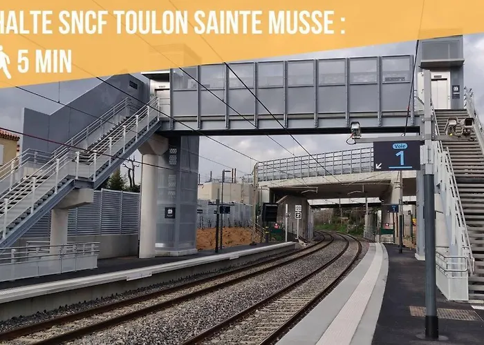 T2 En Rez-De-Villa - Stationnement Gratuit