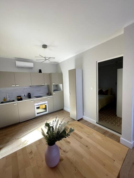 T2 En Rez-de-villa - Stationnement Gratuit